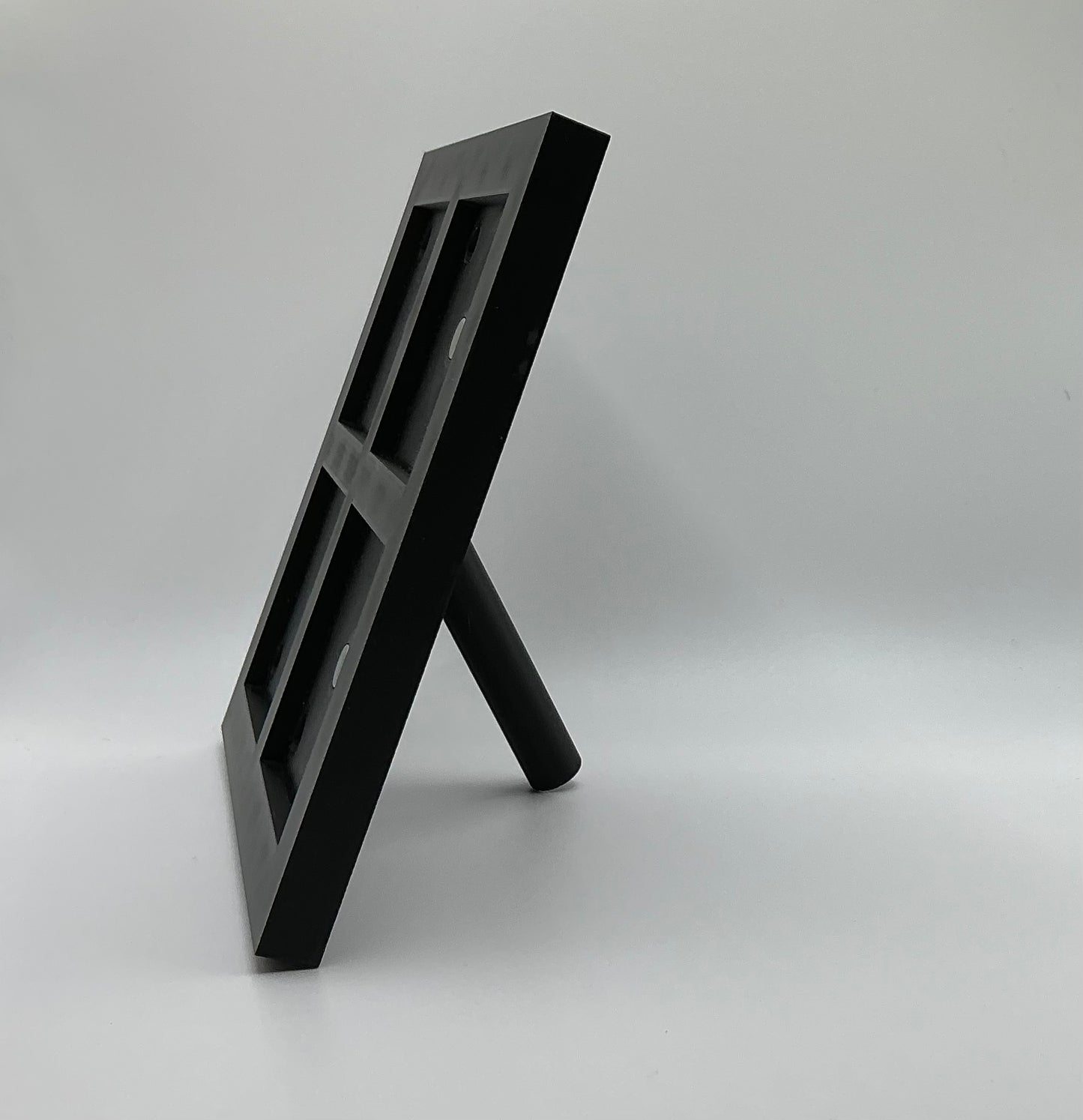Magnetic Acrylic Frame (6x6 Black or White)